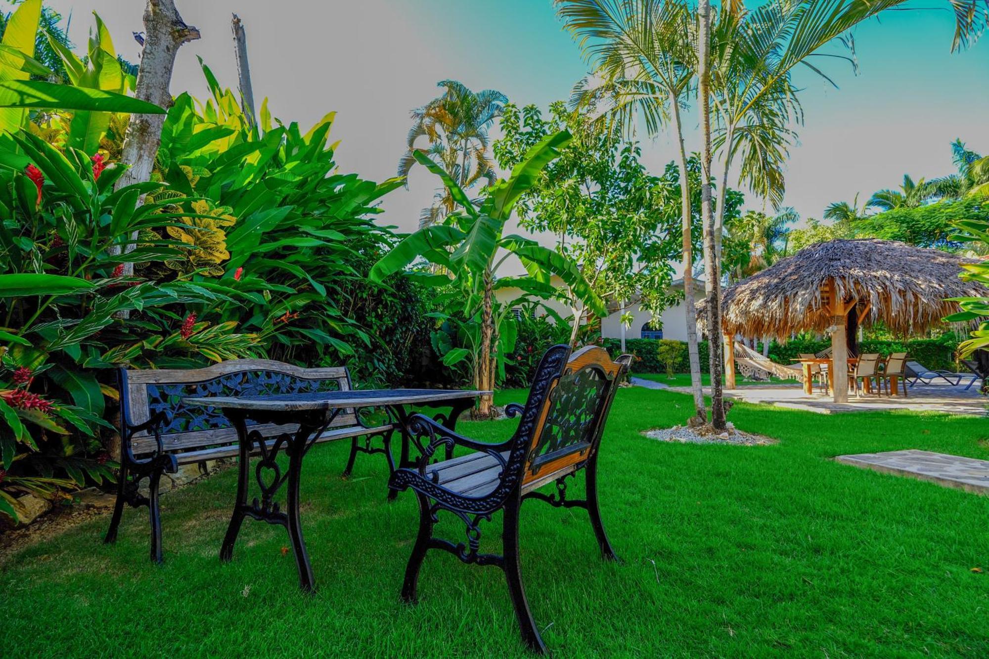 Hotel Enjoy Las Terrenas Exterior foto